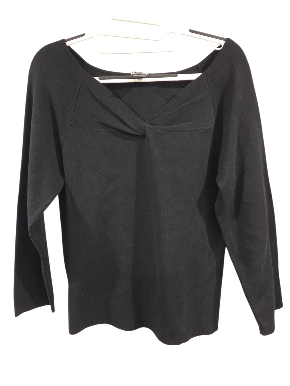 🆕️Rafaella Black Long-Sleeve Twist-Neck Top